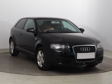 Audi A3 II (8P) , Klimatronic, Tempomat,ALU-1