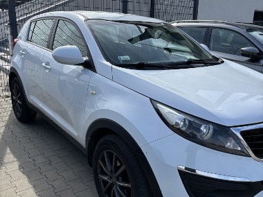 Sprzedam samochód Kia sportage-1
