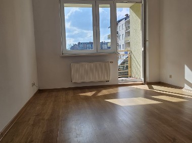 Mieszkanie 47 m 2 pokoje z kuchnią na parterze w Gdańsk Chełm sprzedam-1