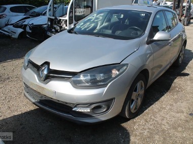 Renault Megane III .-1