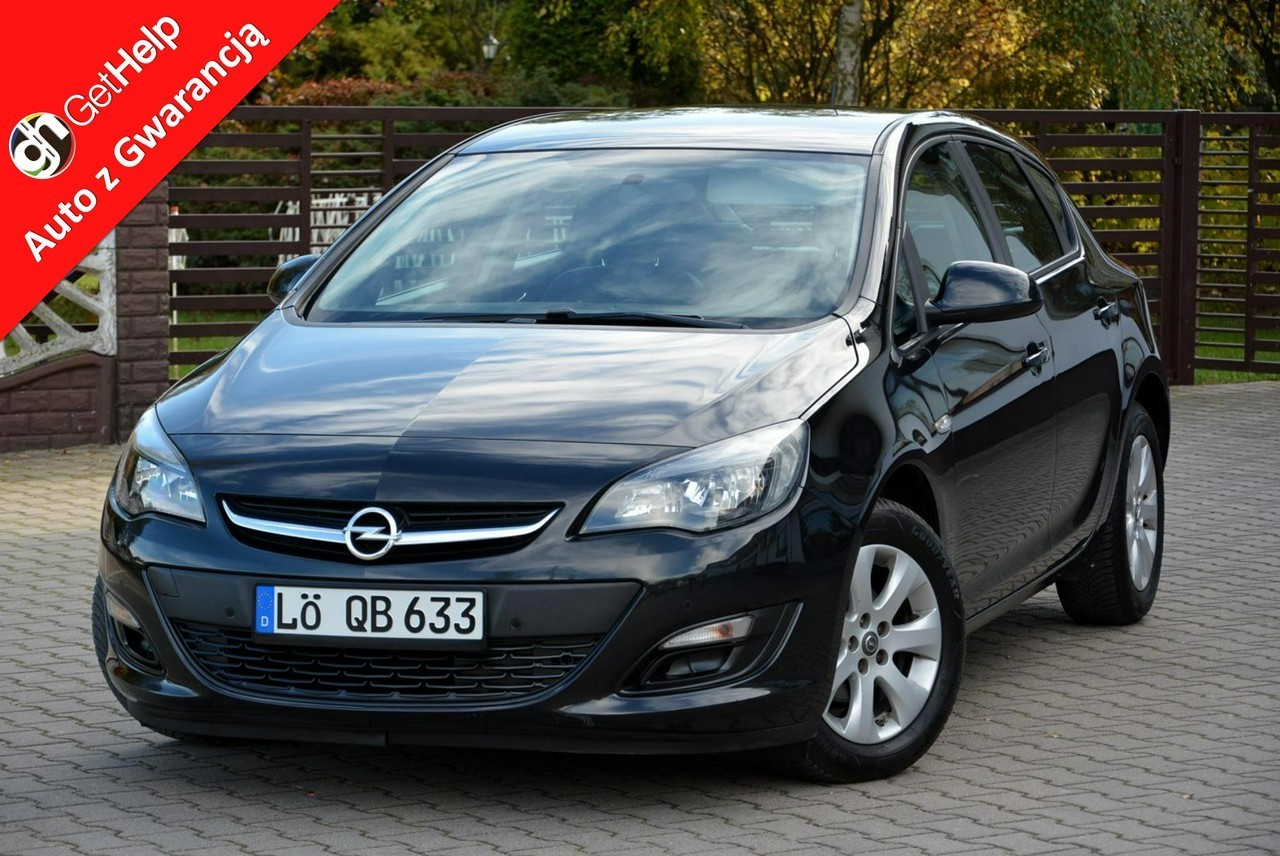 Opel Astra J 1.6(115KM) Lift Duża Navi pół-skóry 2xParktronic Aso Hak