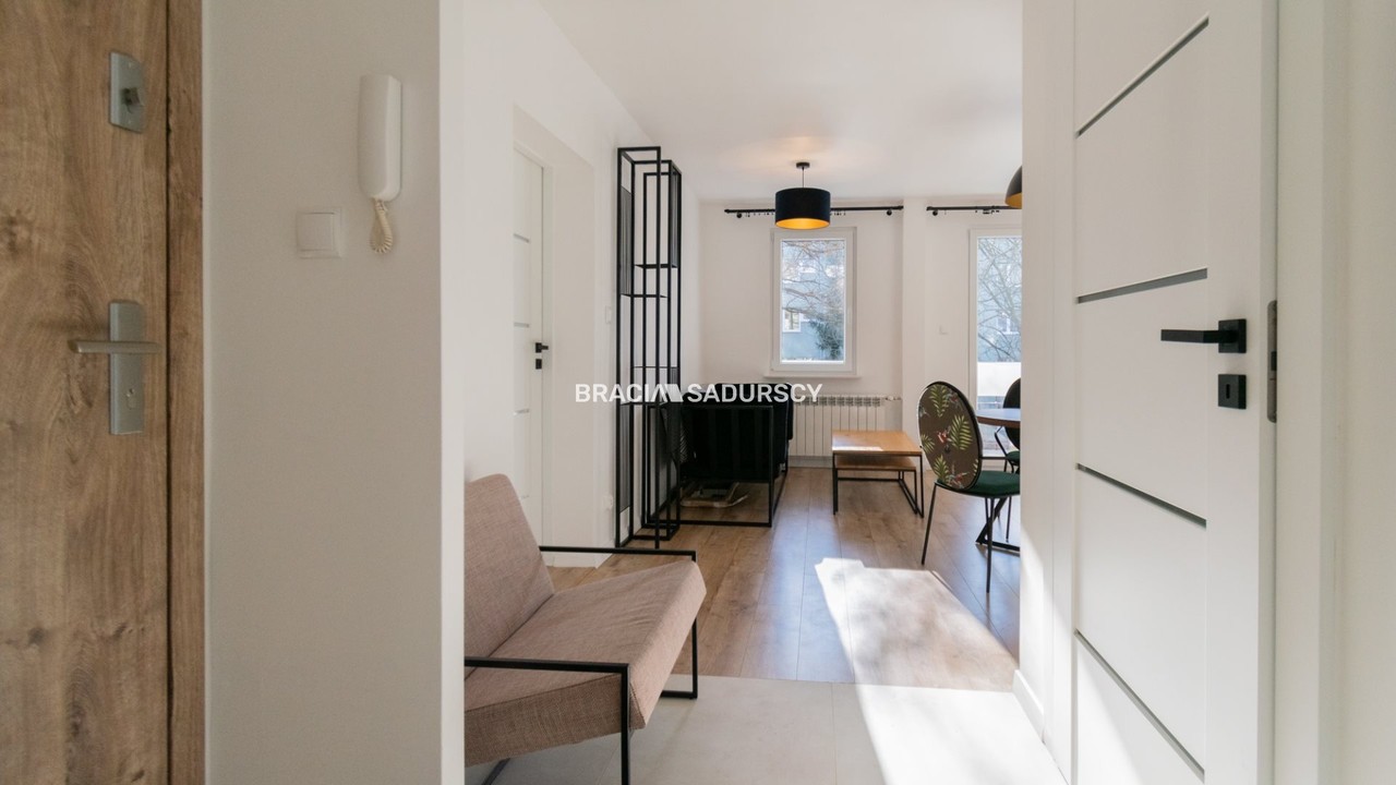 3 pokoje, Prokocim, komunikacja – pohled 4