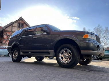 Lincoln Navigator I (UN173) Lincoln Navigator 2001 XXL SUV 5,4 32V Intech-1