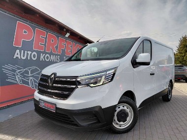 Renault Trafic-1
