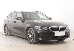 BMW SERIA 3 V (F30/F31/F34) BMW SERIA 3 , Serwis ASO, Automat, VAT 23%, Skóra, Navi, Klimatronic,