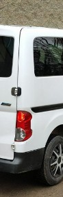 Nissan NV200-4