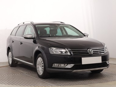 Volkswagen Passat B7 , Navi, Xenon, Klimatronic, Tempomat, Parktronic,-1