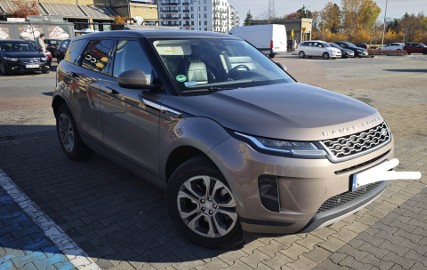 bezwypadkowy, kupiony w salonie.