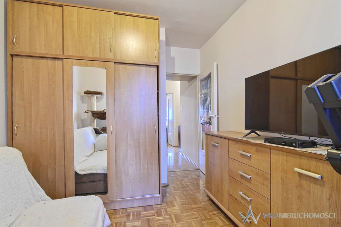 Pełen rozkład/3 pok/balkon/teren zamknięty/parking - Widok 4