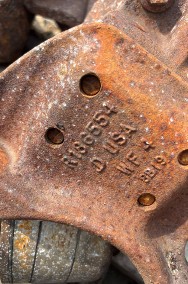 JOHN DEERE Lewy wspornik błotnika Przedłużenie podstawy R186554 R559710-3