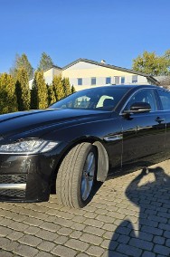 Jaguar XF X260 2016 Lift 2.0 D 180 KM Automat Skóra Navi Ledy-2