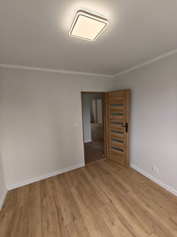 trzy pokoje, balkon, po generalnym remoncie, Zabrzańska, Szombierki, Bytom - Widok 6