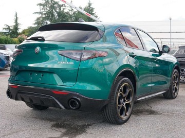 Alfa Romeo Stelvio 2.0 Turbo Intensa Q4 2.0 Turbo Intensa Q4 (280KM) Dach przeszklony, rozsuwany