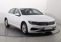 Volkswagen Passat B8 , Salon Polska, Navi, Klimatronic, Tempomat, Parktronic,