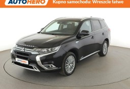 Mitsubishi Outlander III PHEV automat 4x4 grzane fotele navi tempomat