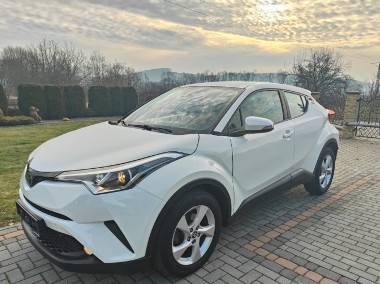Toyota C-HR-1