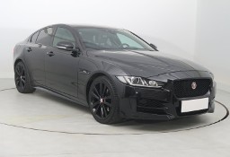 Jaguar XE I , 180 KM, Automat, Skóra, Navi, Xenon, Bi-Xenon, Klimatronic,
