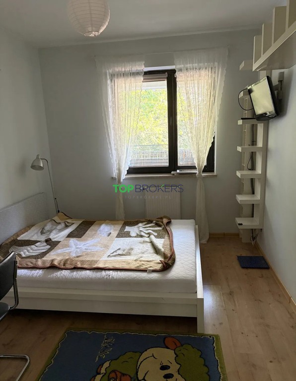 Przestronne 2 pokoje, osobno kuchnia, jest KW - Widok 4