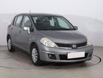 Nissan Tiida I [C11] , Klimatronic, Tempomat, Podgrzewane siedzienia
