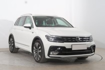 Volkswagen Tiguan , Salon Polska, Serwis ASO, DSG, Navi, Klimatronic, Tempomat,