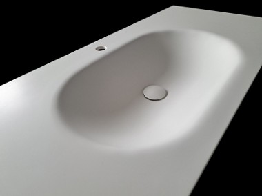 Umywalka łazienkowa wyginana z blatu kompozytowego, na wymiar-1