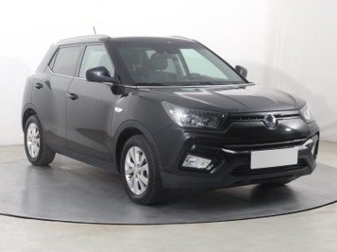 Ssangyong Tivoli I , Salon Polska, Klima, Tempomat-1