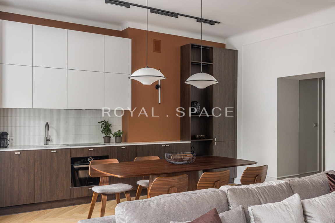 Designerski apartament w sercu Śródmieścia - Widok 3