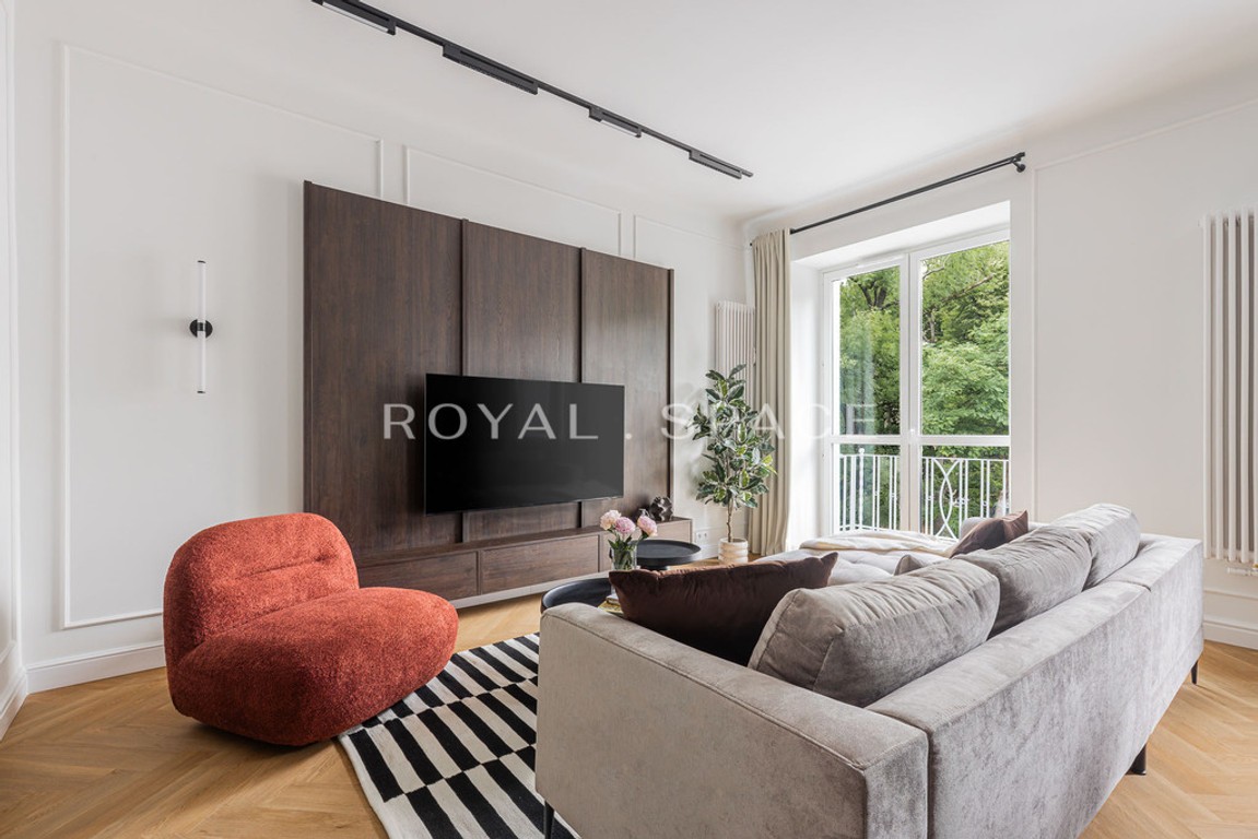Designerski apartament w sercu Śródmieścia - Widok 6