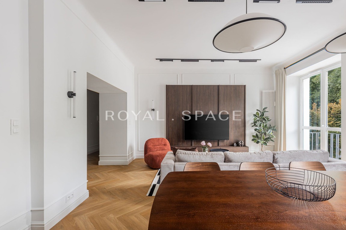 Designerski apartament w sercu Śródmieścia - Więcej