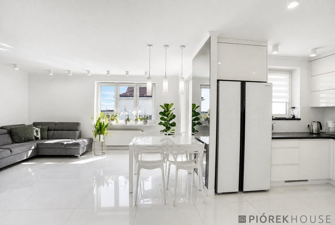 Mieszkanie na sprzedaż, 4 pokoje, 108 m², Warszawa