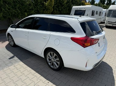 Toyota Auris II-1