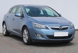 Opel Astra J , Klimatronic, Tempomat, Parktronic, Podgrzewane siedzienia,