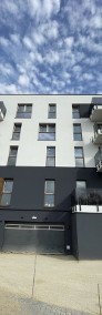Ultra nowoczesny apartamentowiec z ogrzewaniem słonecznym-4