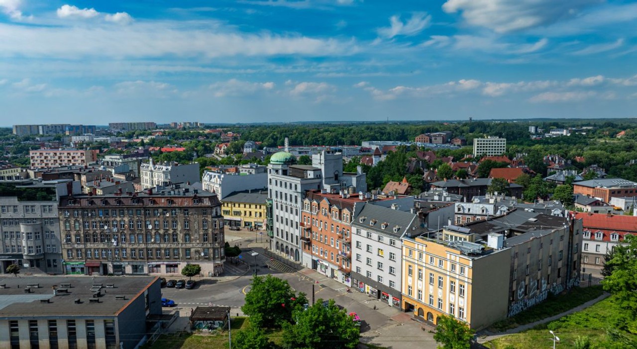 Kamienica usługowo-mieszkalna – pohled 5