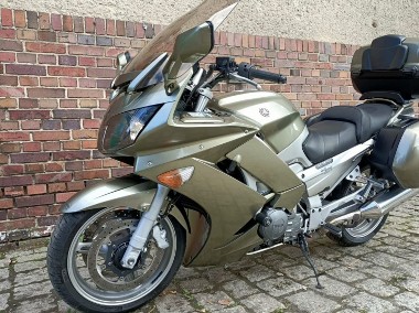 Niezawodny Turystyk Yamaha FJR 1300-1