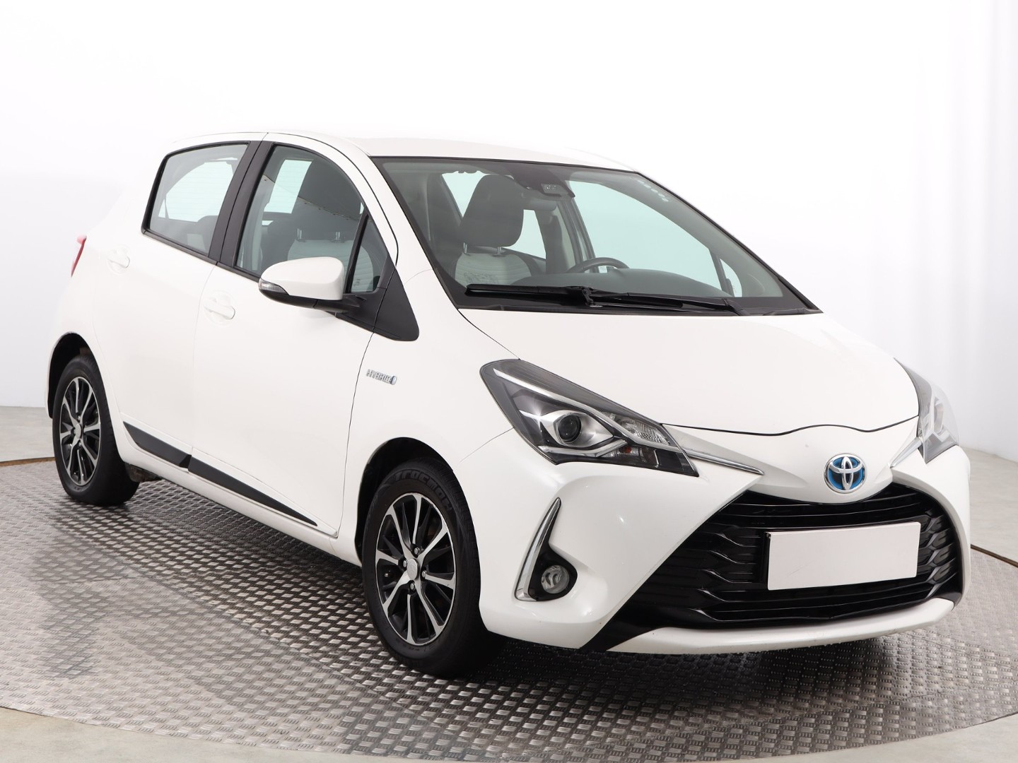 Toyota Yaris III , Salon Polska, Automat, VAT 23%, Klimatronic, Tempomat