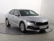 Skoda Octavia IV , Salon Polska, Klimatronic, Tempomat, Parktronic