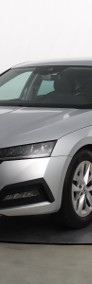 Skoda Octavia IV , Salon Polska, Klimatronic, Tempomat, Parktronic-3