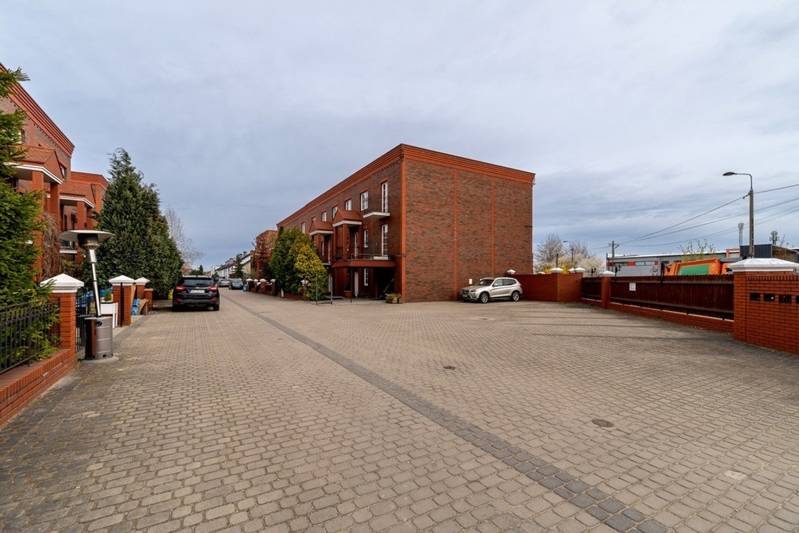 Gotowy biznes/ Ursynów/ 570 M2/ 19 P0K0I/ BISTRO - Widok 3