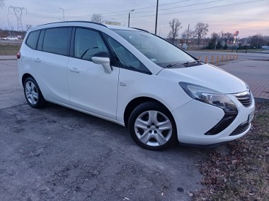Tourer, Zadbany, 2 kpl kół, Fabryczny hak-1