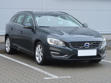 Volvo V60 I , Skóra, Navi, Xenon, Bi-Xenon, Klimatronic, Tempomat,-1