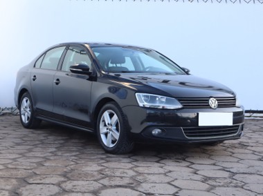 Volkswagen Jetta VI , Salon Polska, Klimatronic, Tempomat, Parktronic,-1