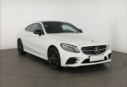 Mercedes-Benz Klasa C W205 , Serwis ASO, Automat, Skóra, Navi, Klimatronic, Tempomat,