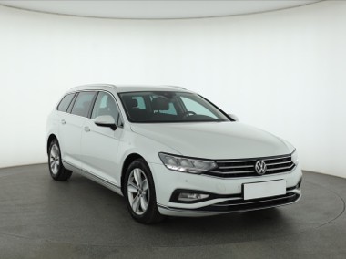 Volkswagen Passat B8 , Salon Polska, 1. Właściciel, Serwis ASO, 200 KM, Automat,-1