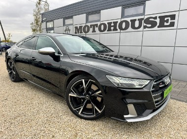 Audi S7-1