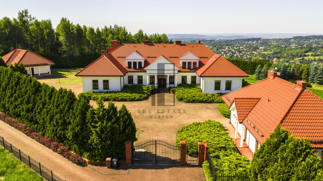 Dom na sprzedaż, 9 pokoi, 1220 m², Ochojno