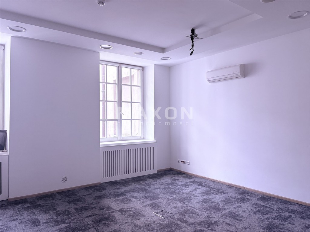 biuro 44 m² w śródmieściu – pohled 2