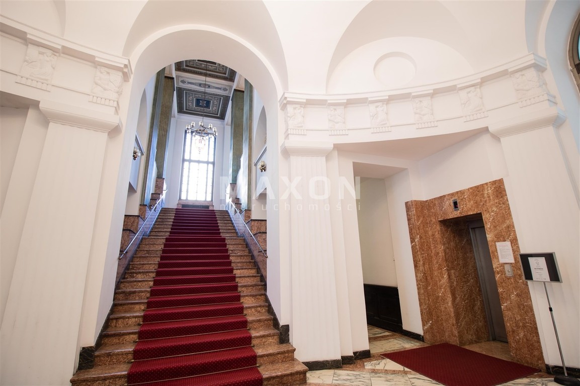 biuro 44 m² w śródmieściu – pohled 3