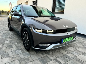 Duża bateria/Szybkie ładowanie/CCS/Mały przebieg/