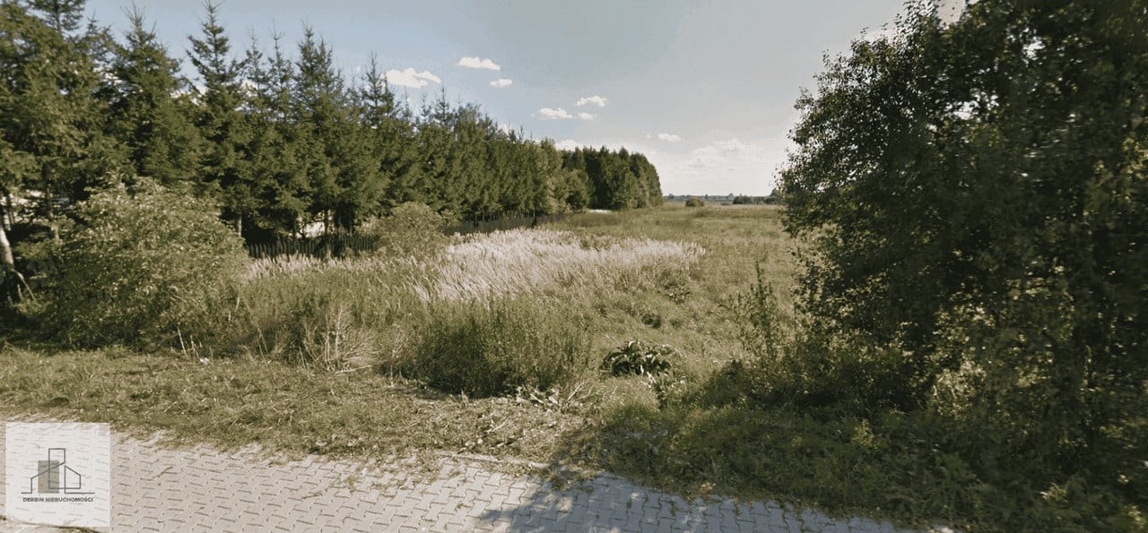 Atrakcyjna działka w Opocznie - blisko centrum i komunikacji kolejowej - More